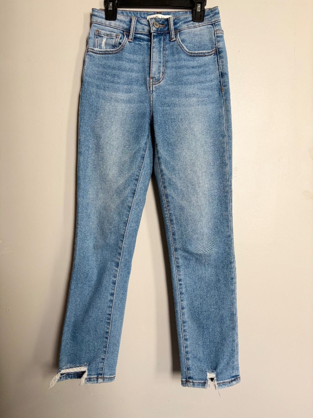 Women’s Willow + Root Light Wash Straight Leg Skinny Ankle Cop Mom Jeans Size 23